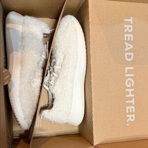 Smallbirds Wool Runner Fluff in Natural White